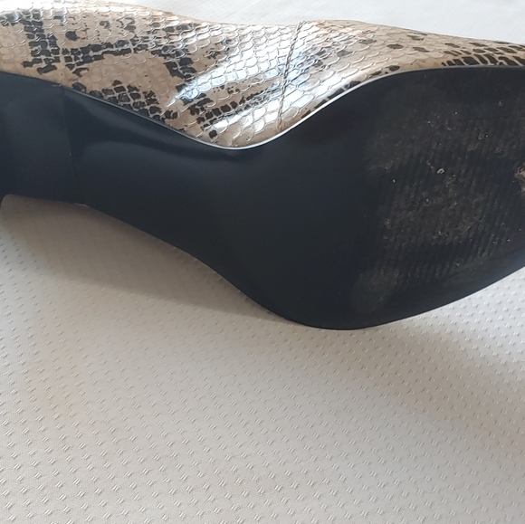 Heels - Picture 6 of 7